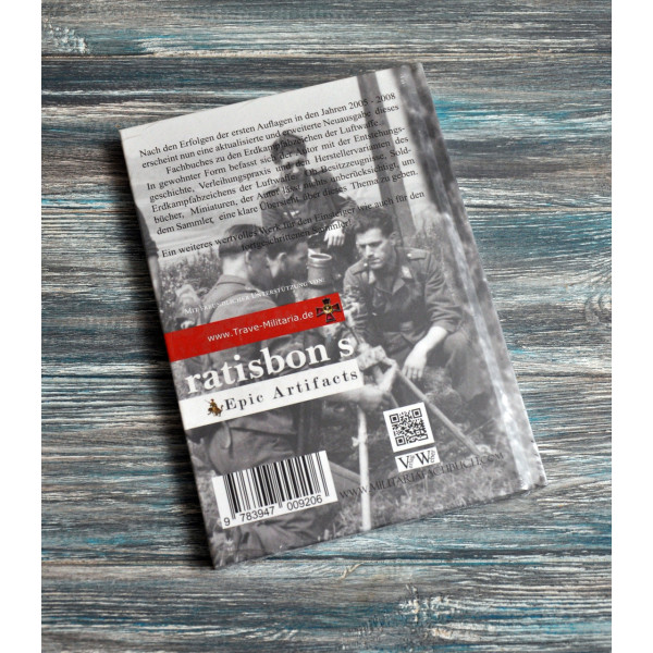 Книга Das Erdkampfabzeichen der Luftwaffe – Наземний штурмовий знак ВПС (Sascha Weber) 3-тє видання 2020